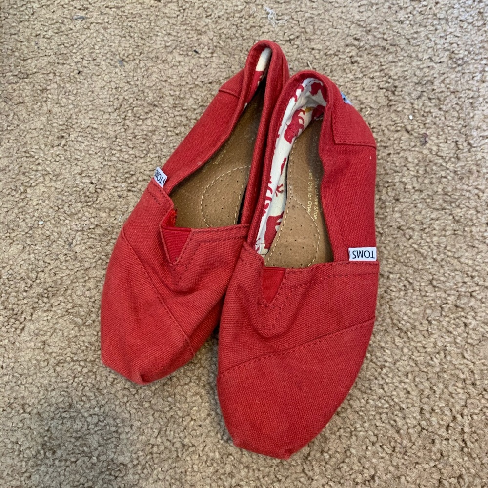 TOMS slip-ons